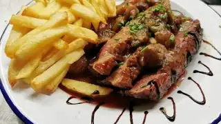 Restaurant Resto Tapas L Oreille Cassee