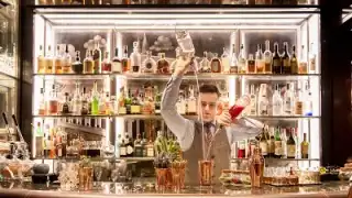 Ritz Bar – photo 2