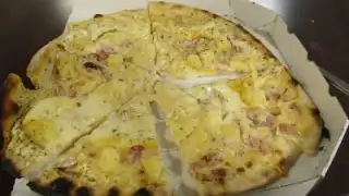 Santa Pizza – photo 3