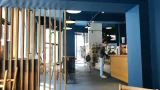 Starbucks – photo 1