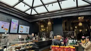 Starbucks – photo 3