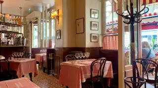 La Fontaine de Mars – photo 1