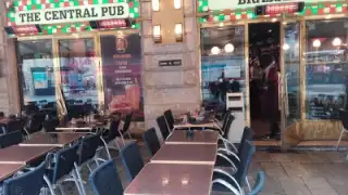 The Central Pub Gambetta – photo 4