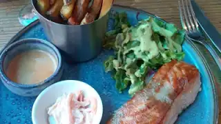 The Salmon Shop – photo 2