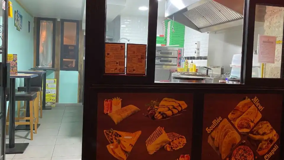 Le RDV Snack Restaurant, restaurant à Paris
