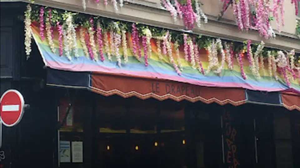 Le Drapeau, restaurant à Paris