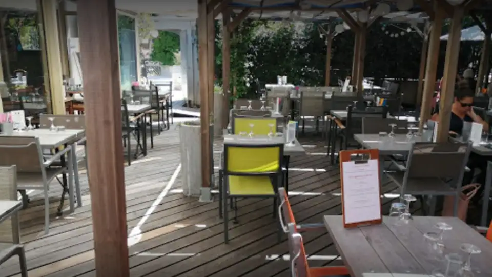 Chez Felicien la Brasserie du Coin, restaurant à Paris
