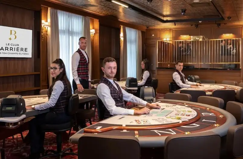 Club Barrière Paris, restaurant à Paris