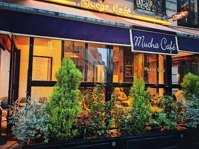 Mucha Cafe-Restaurant, restaurant à Paris