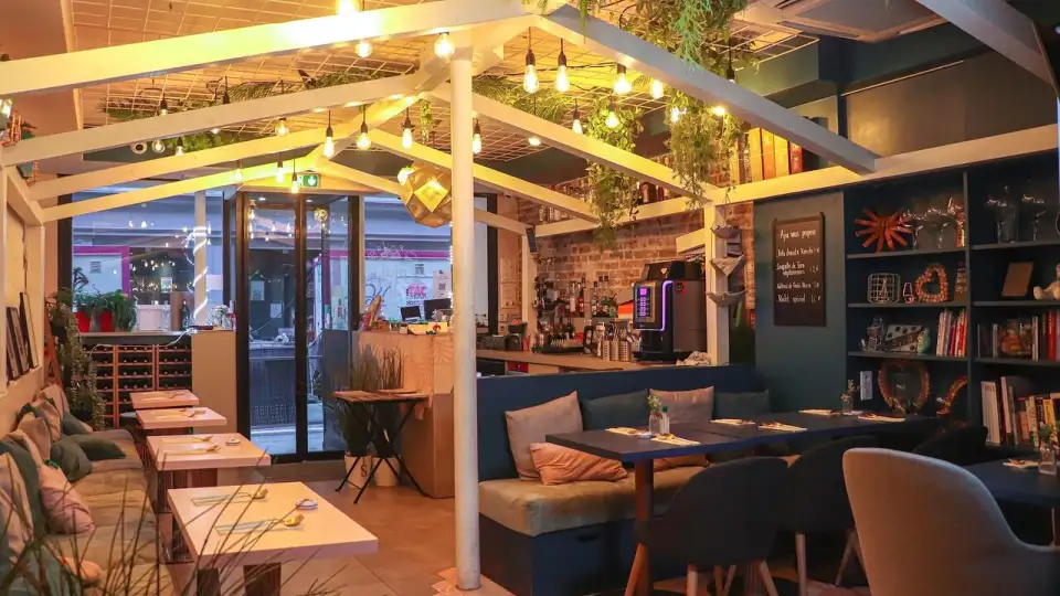 Chez Ajia, restaurant à Paris