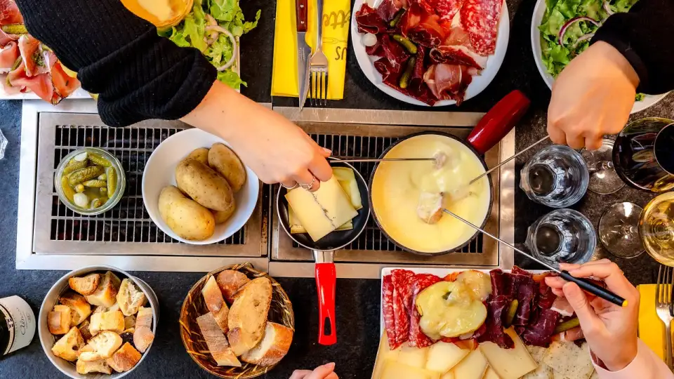 Les Fondus de la Raclette Montparnasse, restaurant à Paris