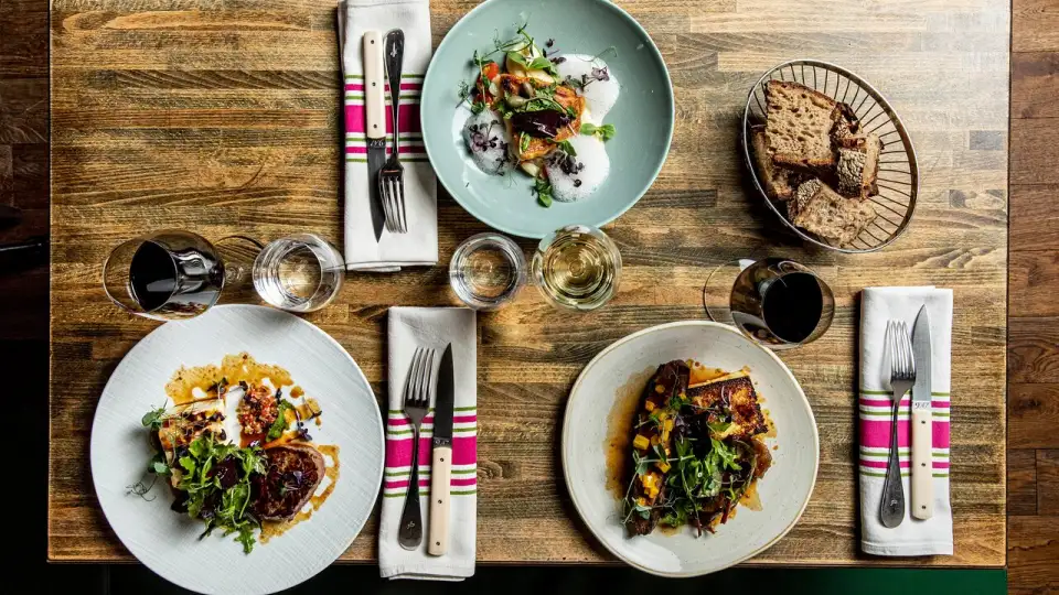 Le Cornichon, restaurant à Paris