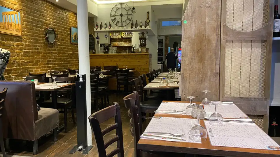 Baladna, restaurant à Paris