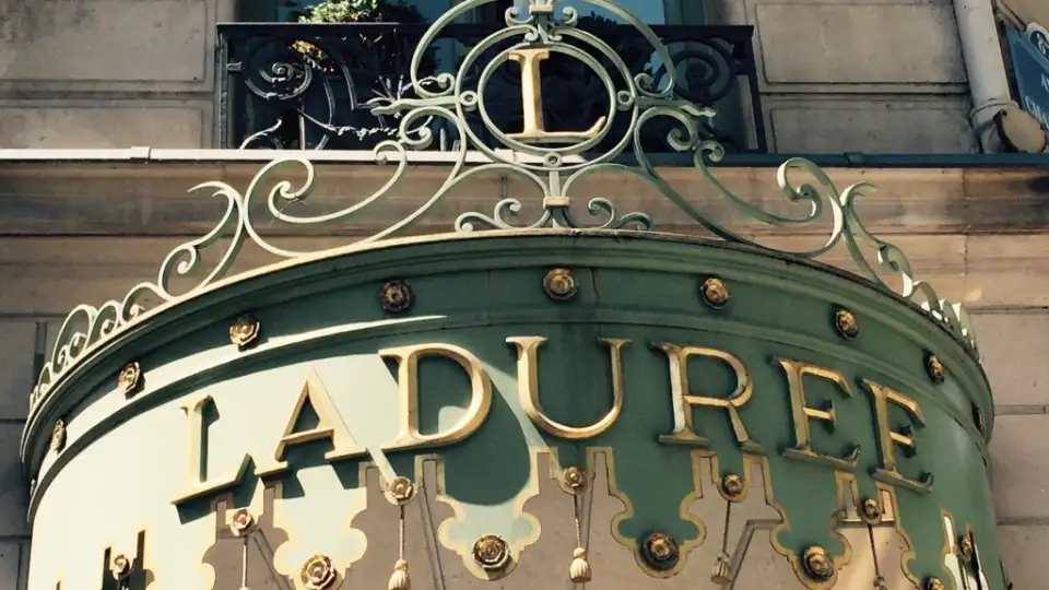 Laduree Paris Le Bar, restaurant à Paris