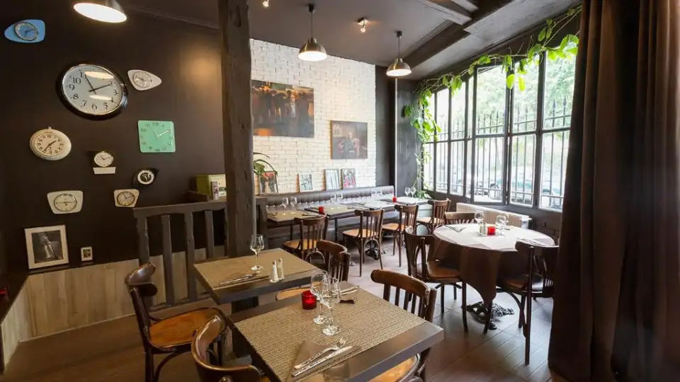 A L endroit, restaurant à Paris