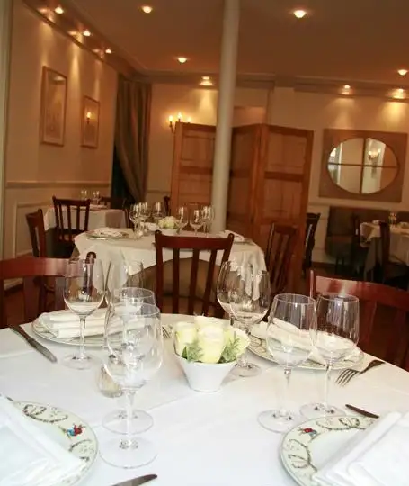 Restaurant de la Tour, restaurant à Paris