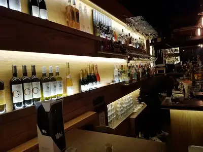 18 M2, restaurant à Lyon