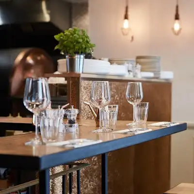 Au 26, restaurant à Paris