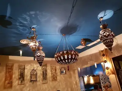 Au Petit Cahoua, restaurant à Paris