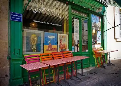 Au Virage Lepic, restaurant à Paris