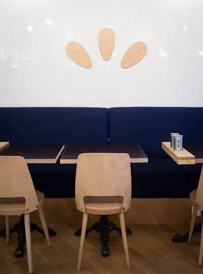 B&M Montmartre, restaurant à Paris