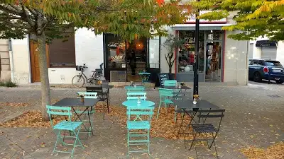 Cafe Gusco, restaurant à Bordeaux