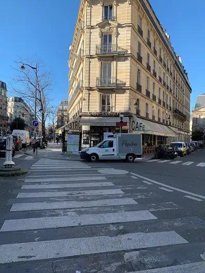 Cafe Leonard, restaurant à Paris