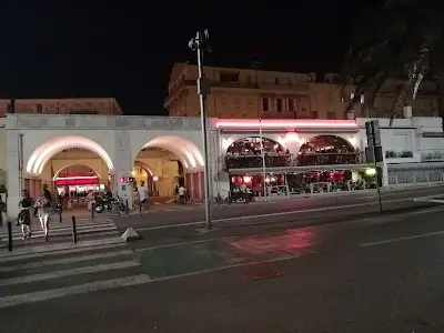 Cafe Marche, restaurant à Nice