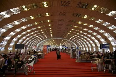 Coffee Shop Arrival Easy Jet Terminal, restaurant à Paris