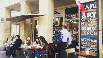 Gallery Cafe Aux Arts Etc, restaurant à Paris