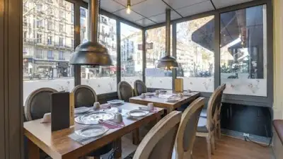 Gooyigooyi, restaurant à Paris