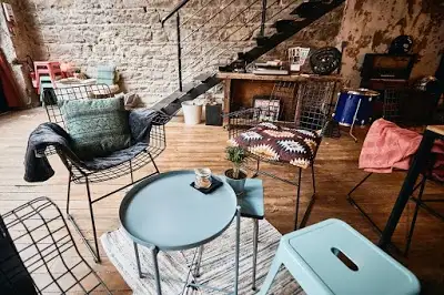 Kargo Kulte - Bar, Coffee Shop & Moto, restaurant à Lyon