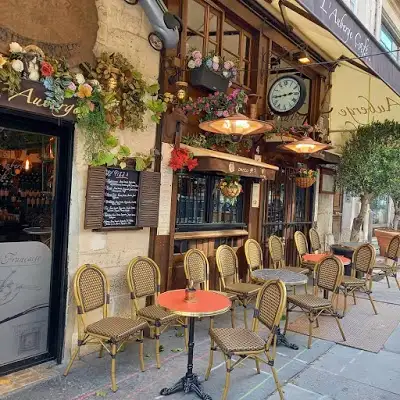 L Auberge Cafe, restaurant à Paris