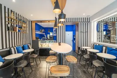 La Bouche Bleue, restaurant à Paris