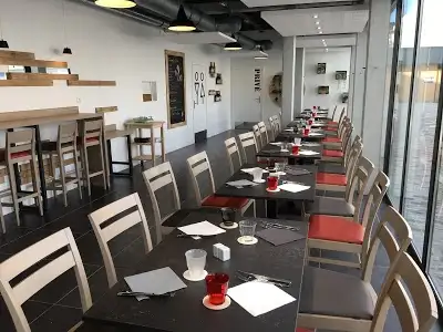 La Chaise Au Plafond - Brasserie, restaurant à Lille