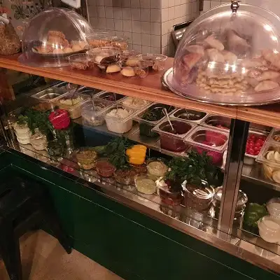 Le daily syrien viggi, restaurant à Paris