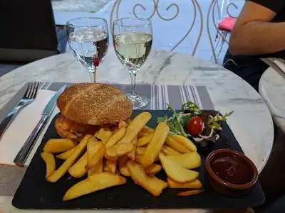 Le Mademoiselle, restaurant à Paris