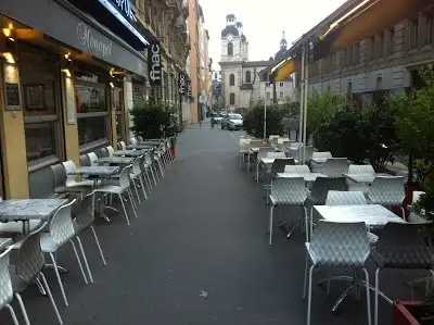 Le Monopol Cafe, restaurant à Lyon