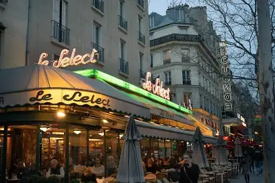 Le Select Montparnasse, restaurant à Paris