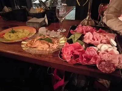le syndicat, restaurant à Paris