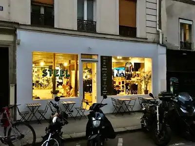Steel Cycle-wear & Coffeeshop, restaurant à Paris