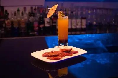 The Black Bird, restaurant à Paris