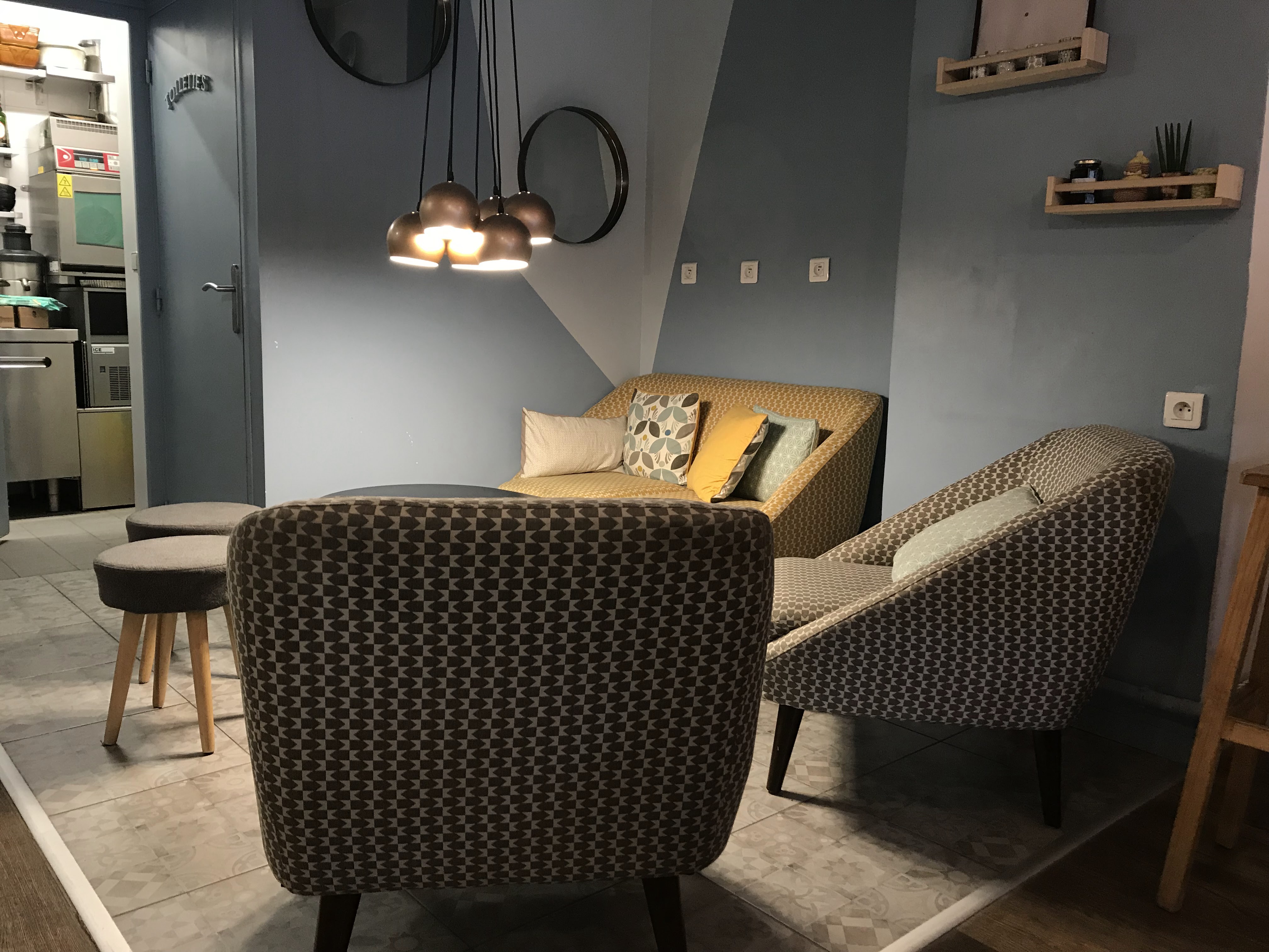 Restaurant Topknot Cafe