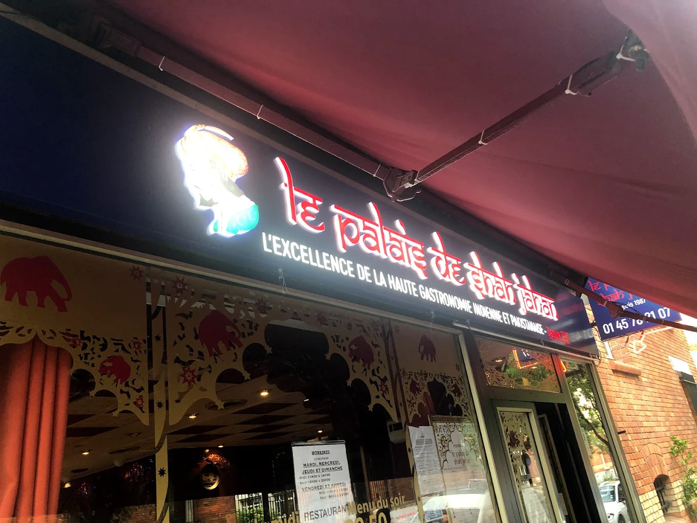 Restaurant Le palais de Shah Jahan depuis 1987