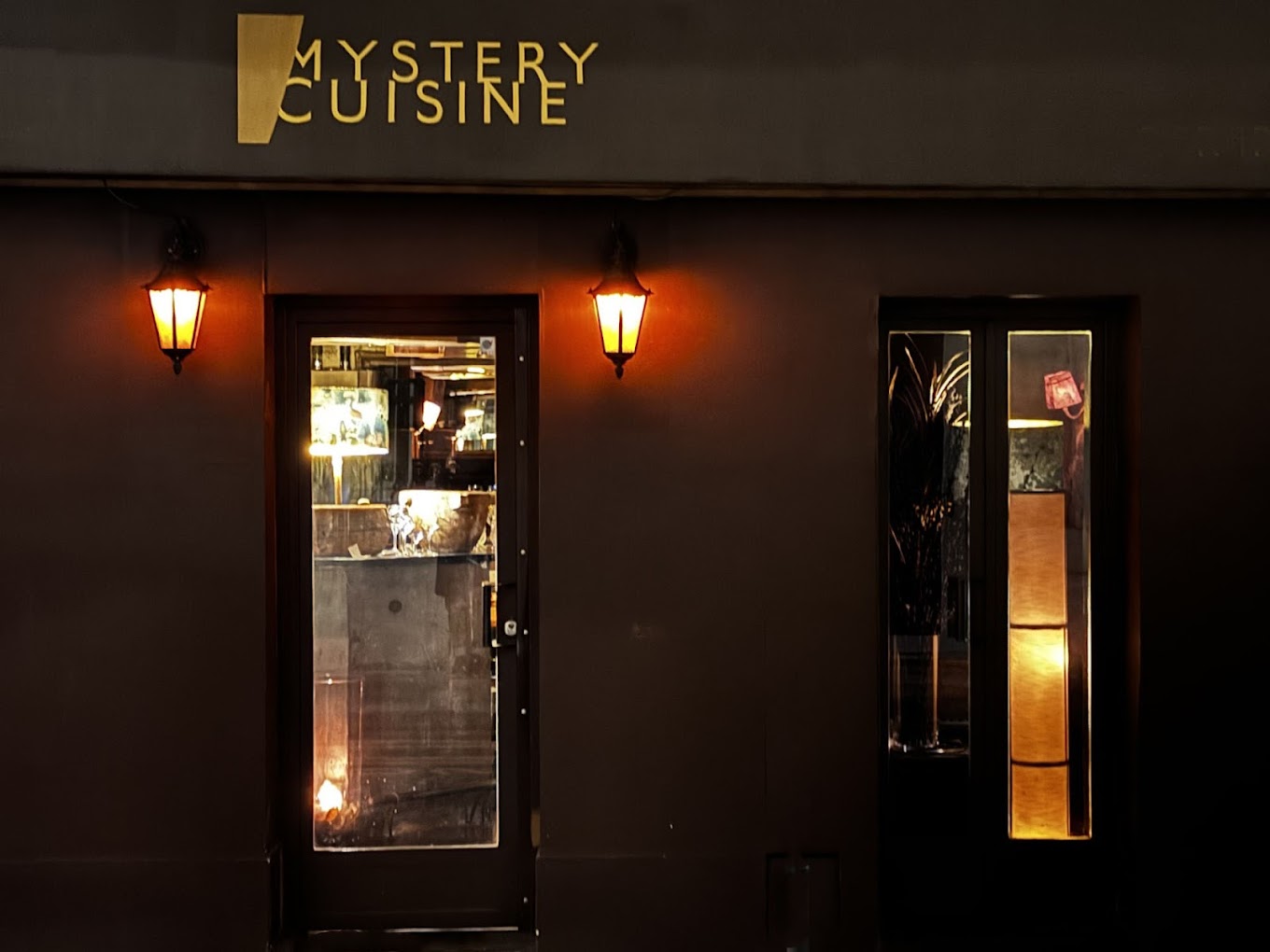 Restaurant Mystery Cuisine