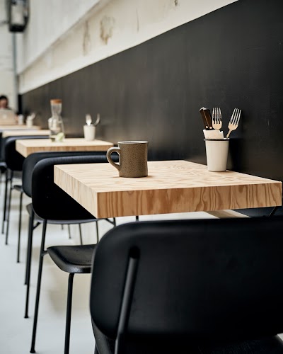 Restaurant BACK IN BLACK by KB Coffee Roasters