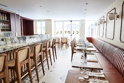 Restaurant Clover Grill