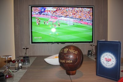 Restaurant TEAM Cafe Sport’s Bar & Restaurant