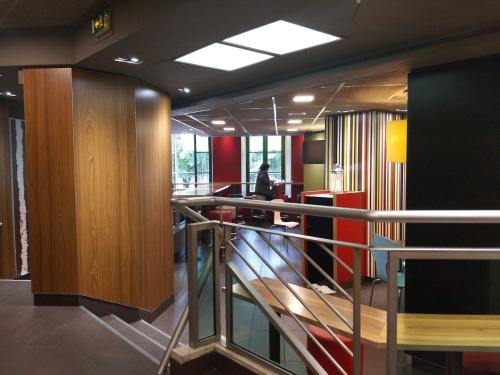 mcdonald-s-12-rue-berger-paris-1-66d6b384653ec.jpg