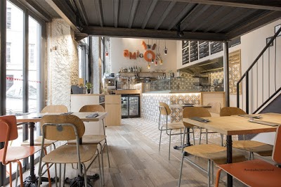 Restaurant Two Amigos (Ampere Victor Hugo)